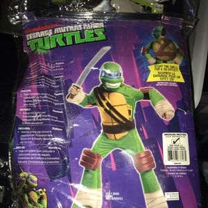 Boys costume size medium 5-7 years old